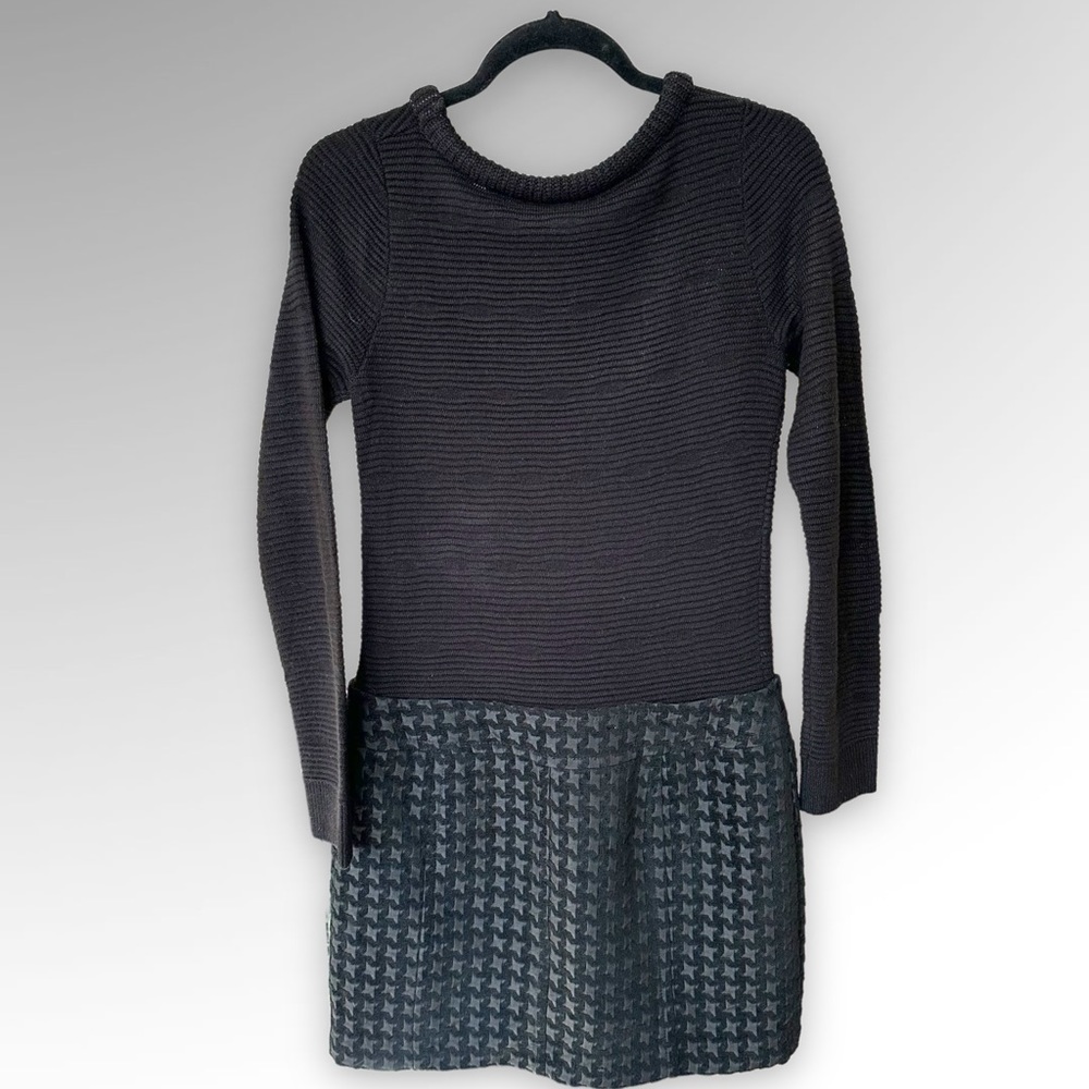 Iroo Knit Mini Dress View 2